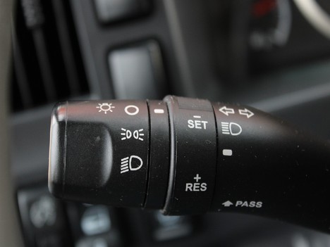 USED 2020 ISUZU NRR BOX VAN TRUCK #14132-19