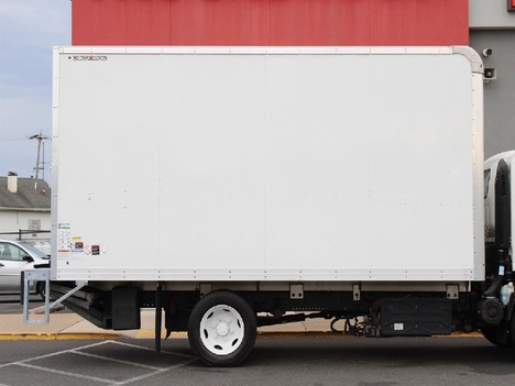 USED 2020 ISUZU NRR BOX VAN TRUCK #14132-7