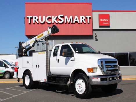 USED 2015 FORD F750 MECHANICS TRUCK #14134