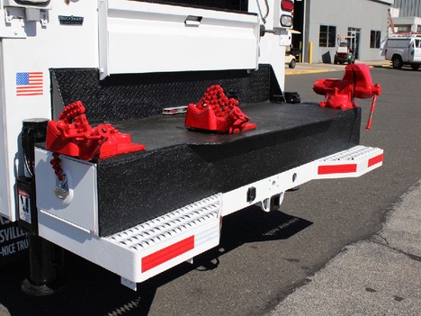 USED 2015 FORD F750 SERVICE - UTILITY TRUCK #14135-16