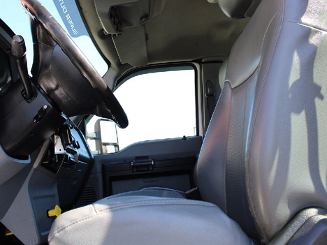 USED 2015 FORD F750 SERVICE - UTILITY TRUCK #14135-25