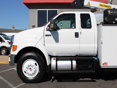 USED 2015 FORD F750 SERVICE - UTILITY TRUCK #14135-8
