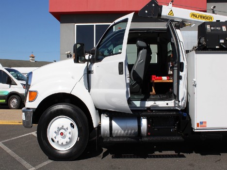 USED 2015 FORD F750 SERVICE - UTILITY TRUCK #14135-9