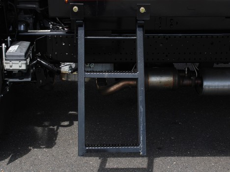 USED 2020 ISUZU NPR-HD DUMP TRUCK #14146-18