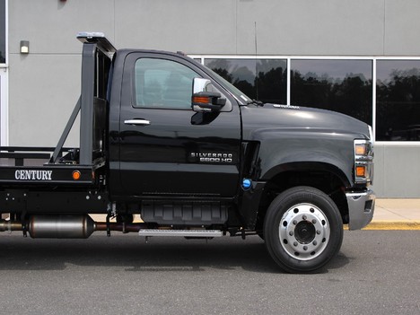 USED 2022 CHEVROLET 6500HD ROLLBACK TRUCK #14155-10