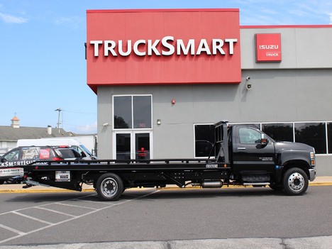 USED 2022 CHEVROLET 6500HD ROLLBACK TRUCK #14155-11