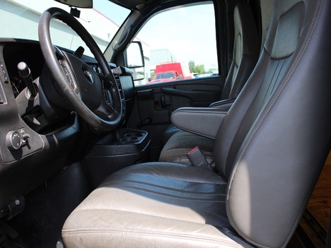 USED 2010 CHEVROLET 3500 SERVICE - UTILITY TRUCK #14160-20