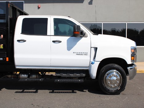 USED 2022 CHEVROLET 4500HD STAKE BODY TRUCK #14181-12