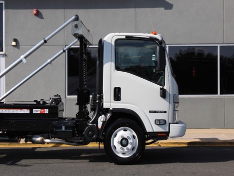 NEW 2024 ISUZU NRR SWITCH-N-GO TRUCK #14200-11