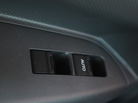 NEW 2024 ISUZU NRR SWITCH-N-GO TRUCK #14200-19
