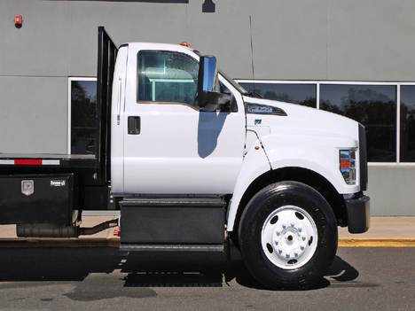 USED 2019 FORD F650 FLATBED TRUCK #14208-8