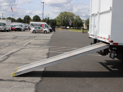 USED 2022 CHEVROLET LCF4500 HD DUMP TRUCK #14212-17