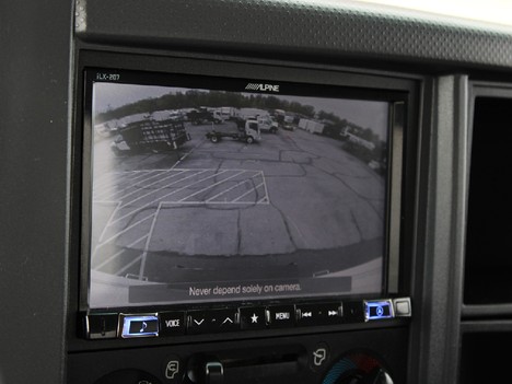 USED 2020 ISUZU NRR BOX VAN TRUCK #14220-15