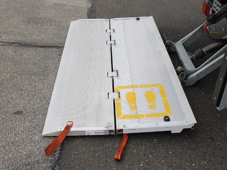 USED 2023 ISUZU NPR-XD BOX VAN TRUCK #14228-14