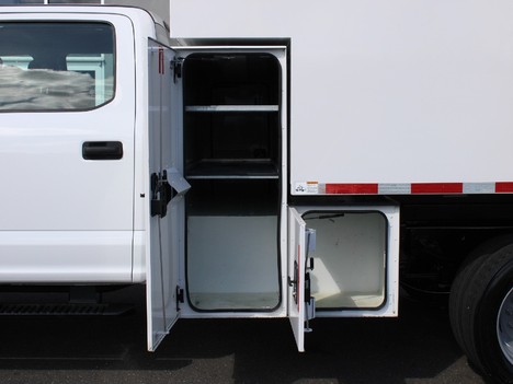 USED 2019 FORD F550 DUMP TRUCK #14232-10