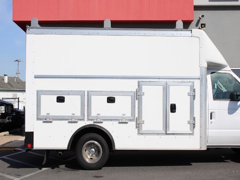 USED 2019 FORD E350 SERVICE - UTILITY TRUCK #14243-10