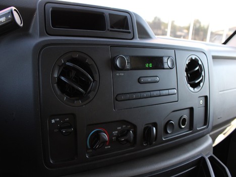 USED 2019 FORD E350 SERVICE - UTILITY TRUCK #14243-21