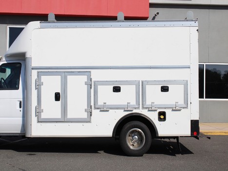 USED 2019 FORD E350 SERVICE - UTILITY TRUCK #14243-7