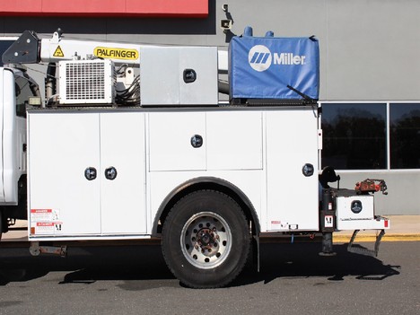 USED 2017 FORD F750 MECHANICS TRUCK #14271-10