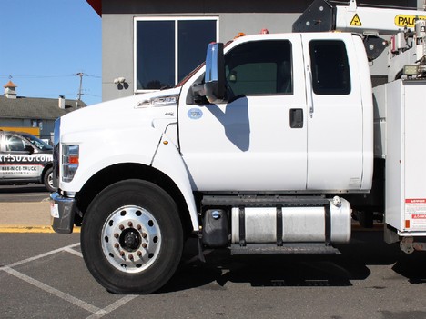USED 2017 FORD F750 CRANE TRUCK #14272-8