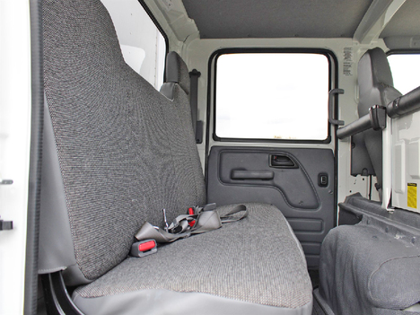 USED 2022 ISUZU NRR BOX VAN TRUCK #14284-17