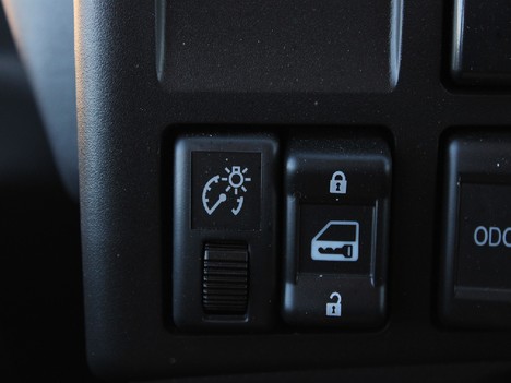 NEW 2024 ISUZU NPR-HD BOX VAN TRUCK #14292-22