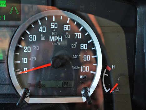 NEW 2024 ISUZU NPR-HD BOX VAN TRUCK #14295-25