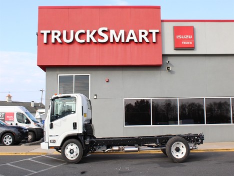 NEW 2024 ISUZU NPR-HD CAB CHASSIS TRUCK #14303-4