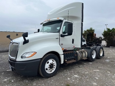 2019 INTERNATIONAL LT625 Tandem Axle Daycab #8373