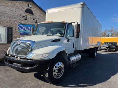 2019 INTERNATIONAL 4300 Box Van Truck #8401