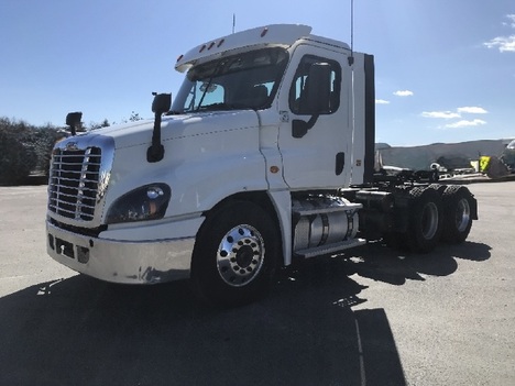 2020-freightliner-cascadia-single-axle-daycab #8403