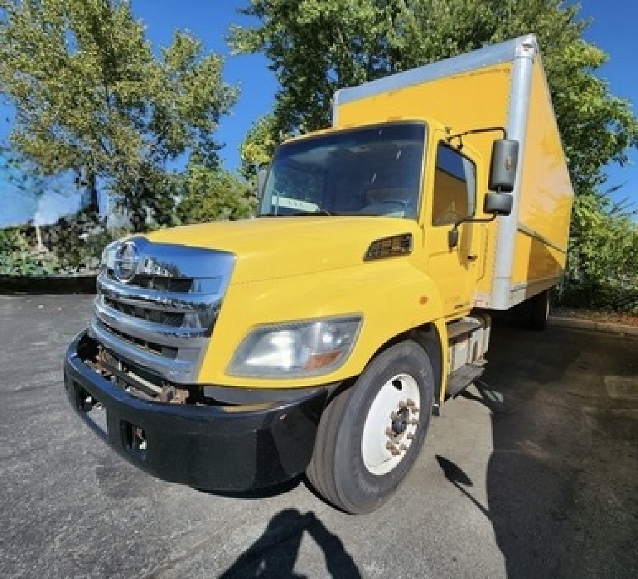 2020 HINO 268 Box Van Truck #1 2020 HINO 268 Box Van Truck #1