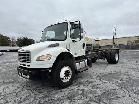 2016-freightliner-m2-cab-chassis-truck #8461