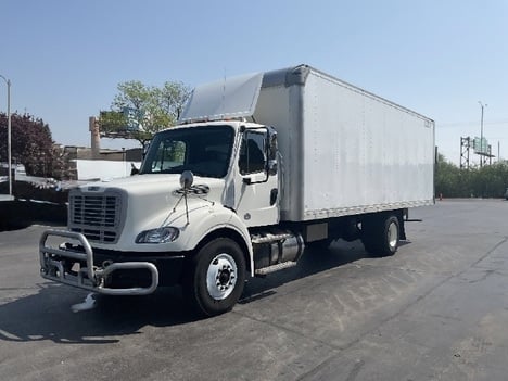 2019 FREIGHTLINER M2 Box Van Truck #8500 2019 FREIGHTLINER M2 Box Van Truck #8500