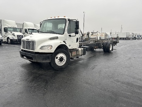2019 FREIGHTLINER M2 Cab Chassis Truck #8525