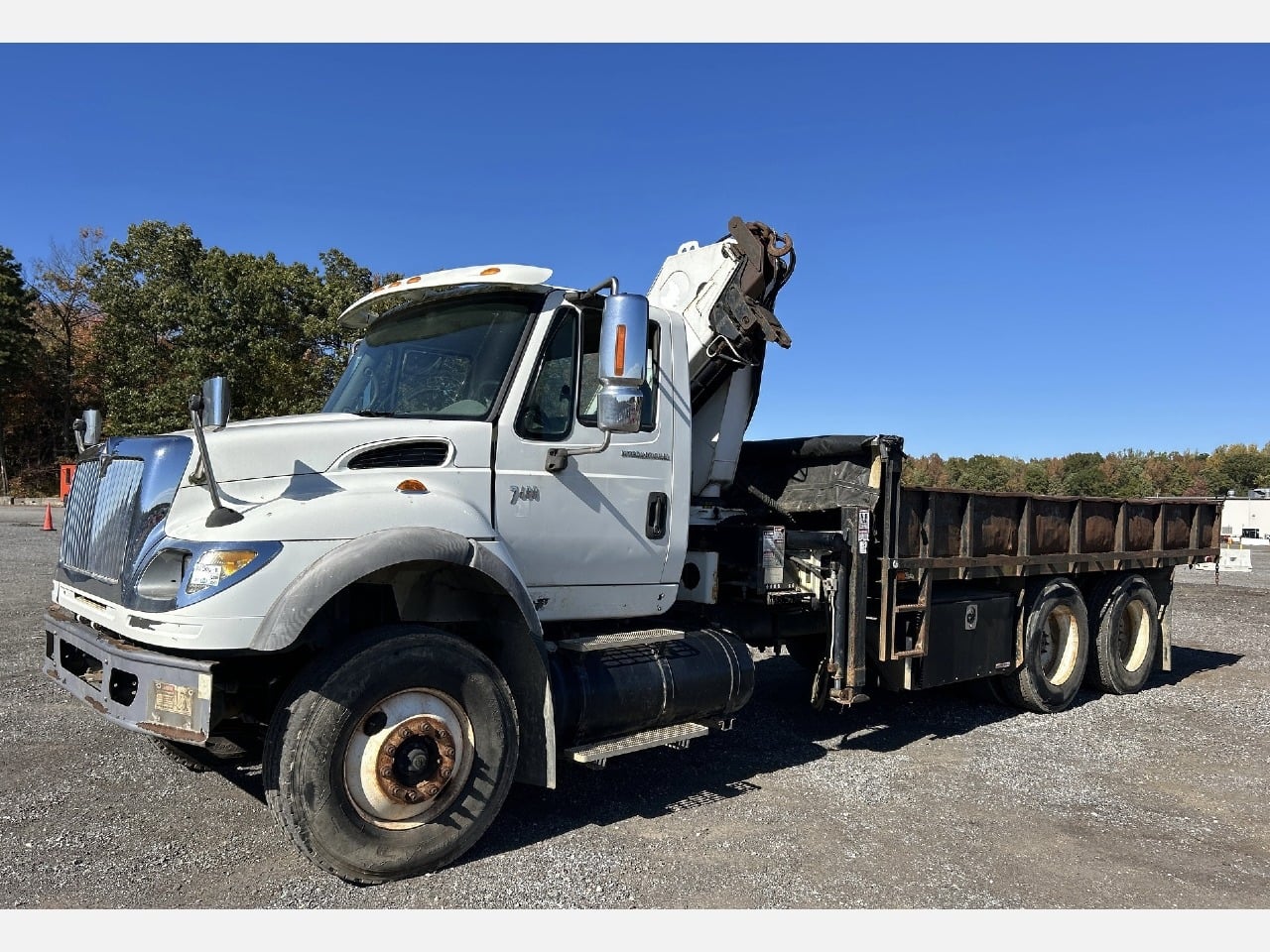 2007 INTERNATIONAL Boom Truck 7600 Knuckleboom Truck #1 2007 INTERNATIONAL Boom Truck 7600 Knuckleboom Truck #1
