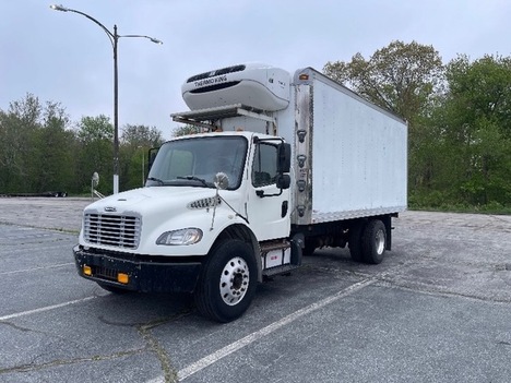 2015 FREIGHTLINER M2 Reefer Truck #8572
