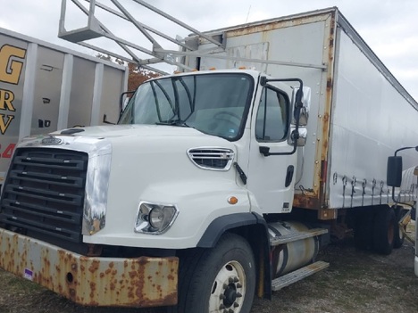 2015 FREIGHTLINER 114SD Curtain Side Truck #8576