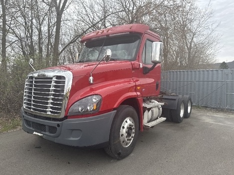 2020-freightliner-cascadia-tandem-axle-daycab #8679