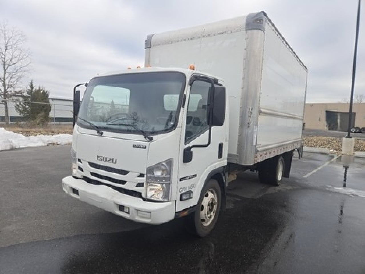 2021 ISUZU NPR Box Van Truck #1 2021 ISUZU NPR Box Van Truck #1