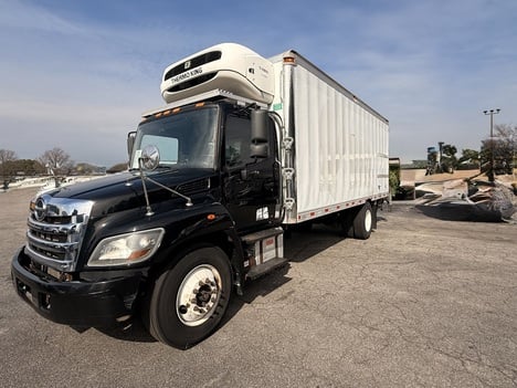 2019 HINO 338 Reefer Truck #8827 2019 HINO 338 Reefer Truck #8827