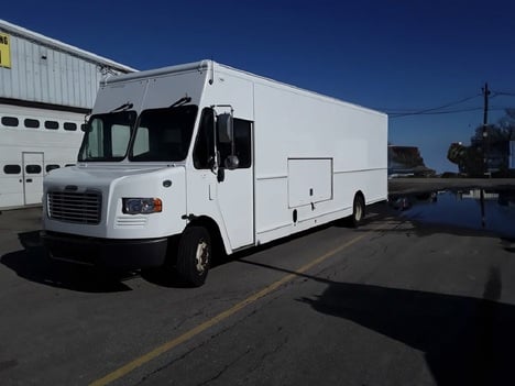 2016 FREIGHTLINER Custom Chassis Step Van #8968 2016 FREIGHTLINER Custom Chassis Step Van #8968