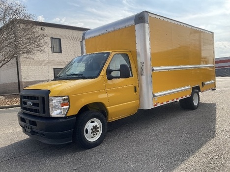 2022 FORD E350 Box Van Truck #9013 2022 FORD E350 Box Van Truck #9013