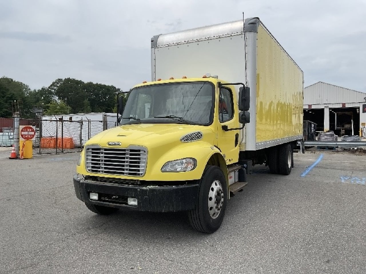 2018 FREIGHTLINER M2 Box Van Truck #1 2018 FREIGHTLINER M2 Box Van Truck #1