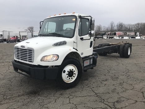 2015 FREIGHTLINER M2 Cab Chassis Truck #9074