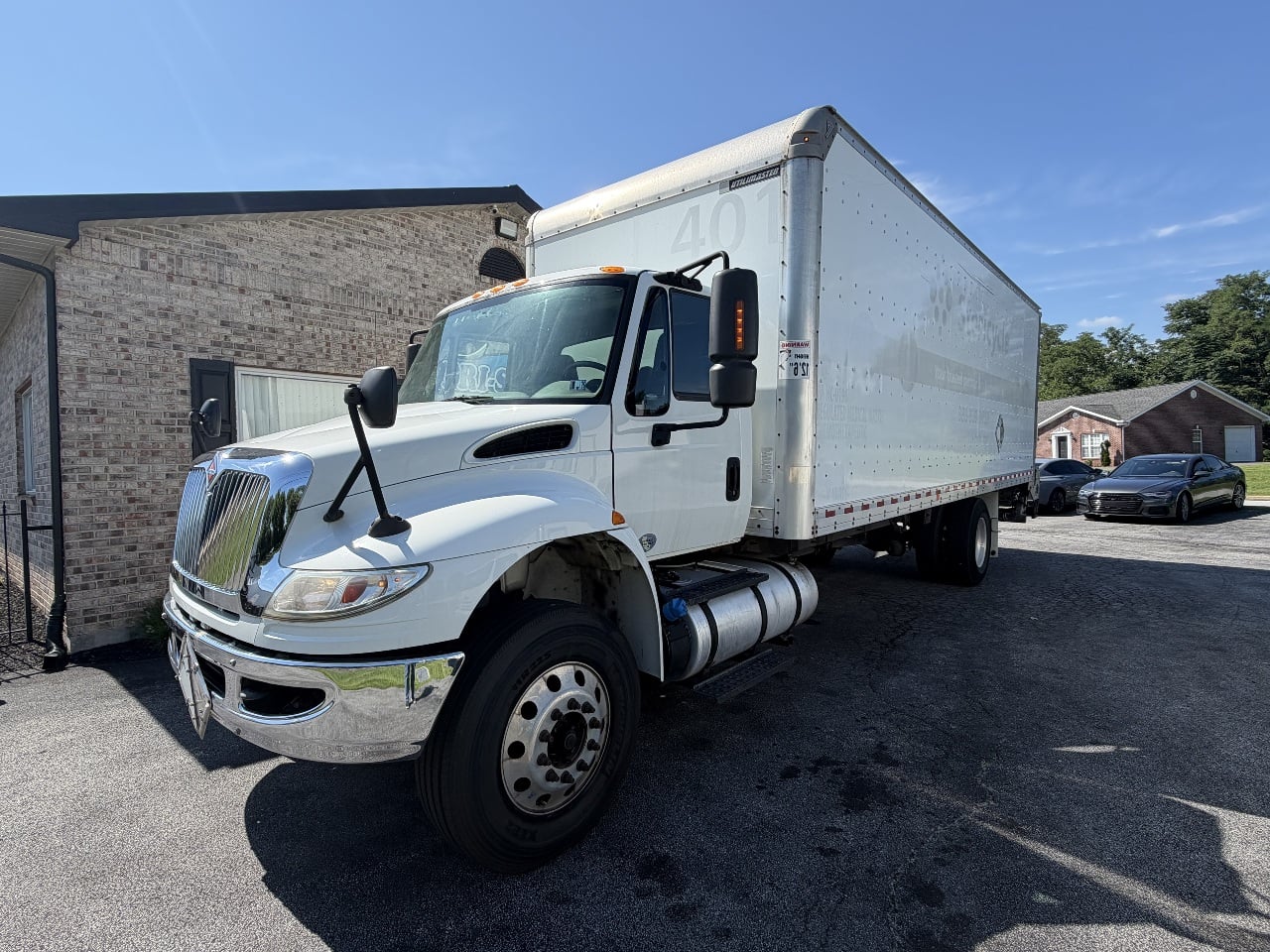 2018 INTERNATIONAL 4300 Box Van Truck #1 2018 INTERNATIONAL 4300 Box Van Truck #1