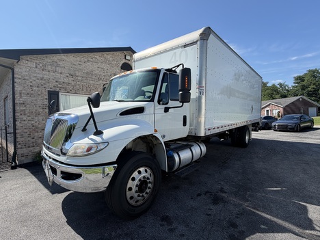 2018 INTERNATIONAL 4300 Box Van Truck #9223