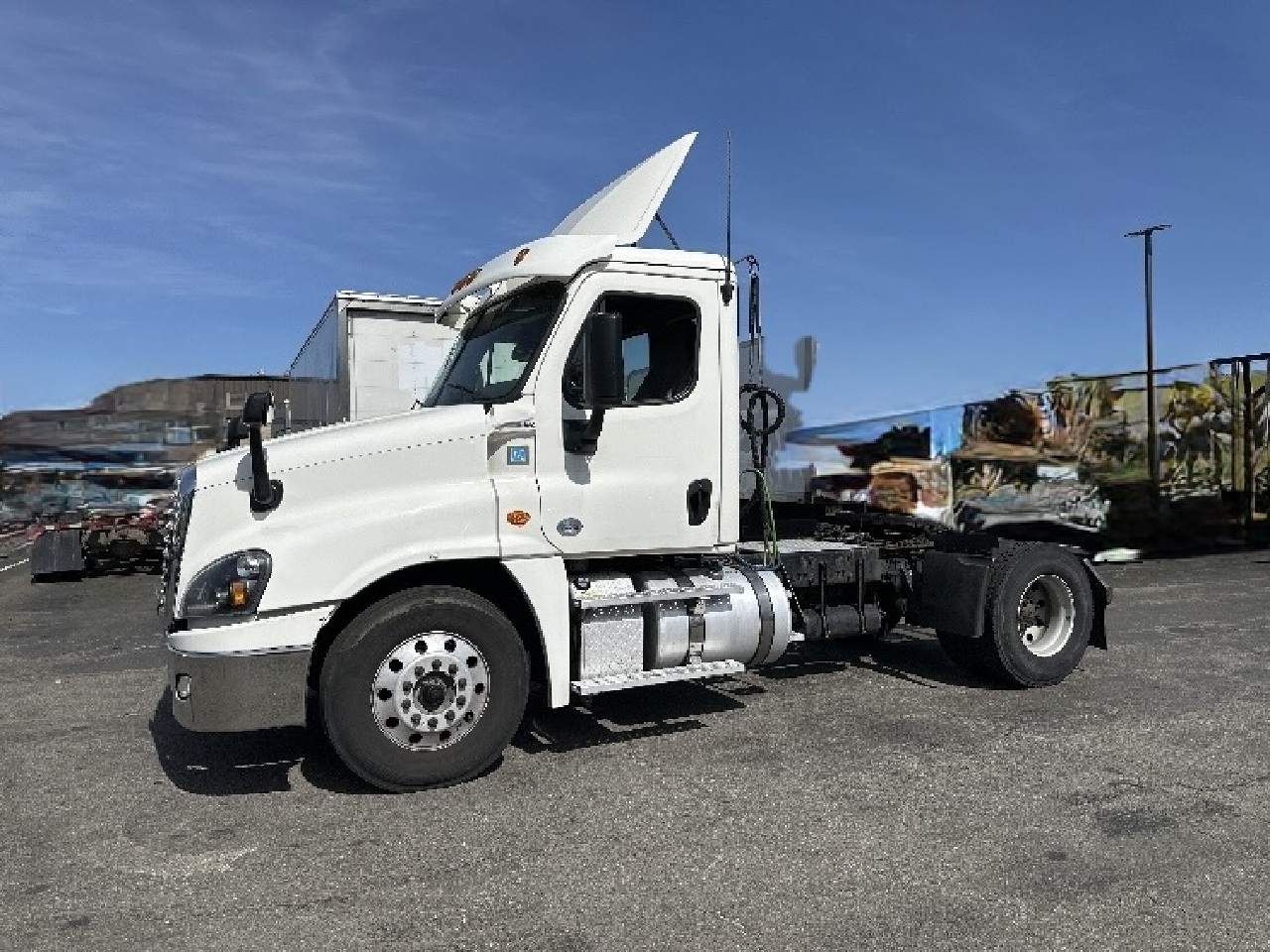 2019 FREIGHTLINER Cascadia 125 Single Axle Daycab #1 2019 FREIGHTLINER Cascadia 125 Single Axle Daycab #1