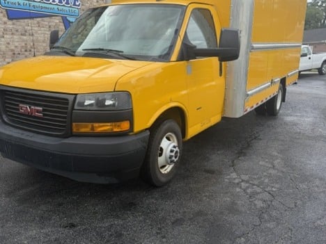 2021 GMC 3500 Hicube Truck #9241 2021 GMC 3500 Hicube Truck #9241