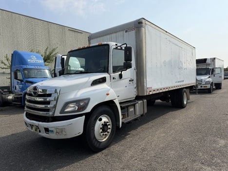2019 HINO 268 Box Van Truck #9275 2019 HINO 268 Box Van Truck #9275